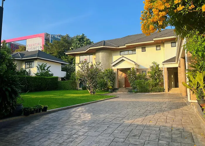 Manor Two曼谷贰号庄园