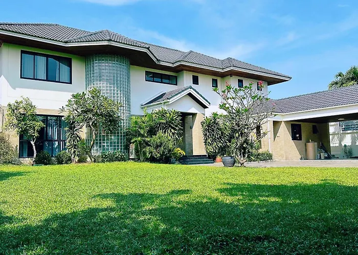 Manor Two曼谷贰号庄园 Villa *